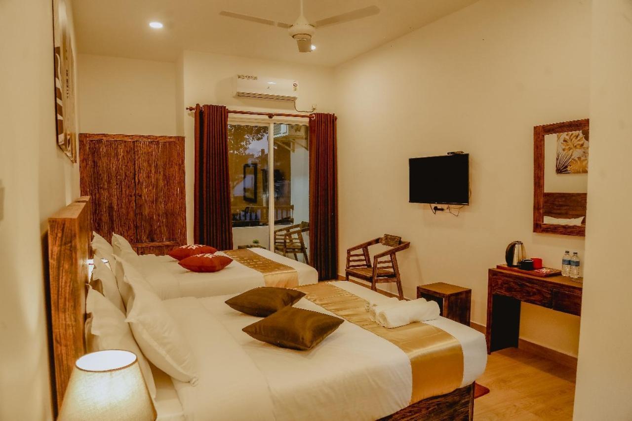 Lucky Transit Hotel - Katunayake Airport 외부 사진