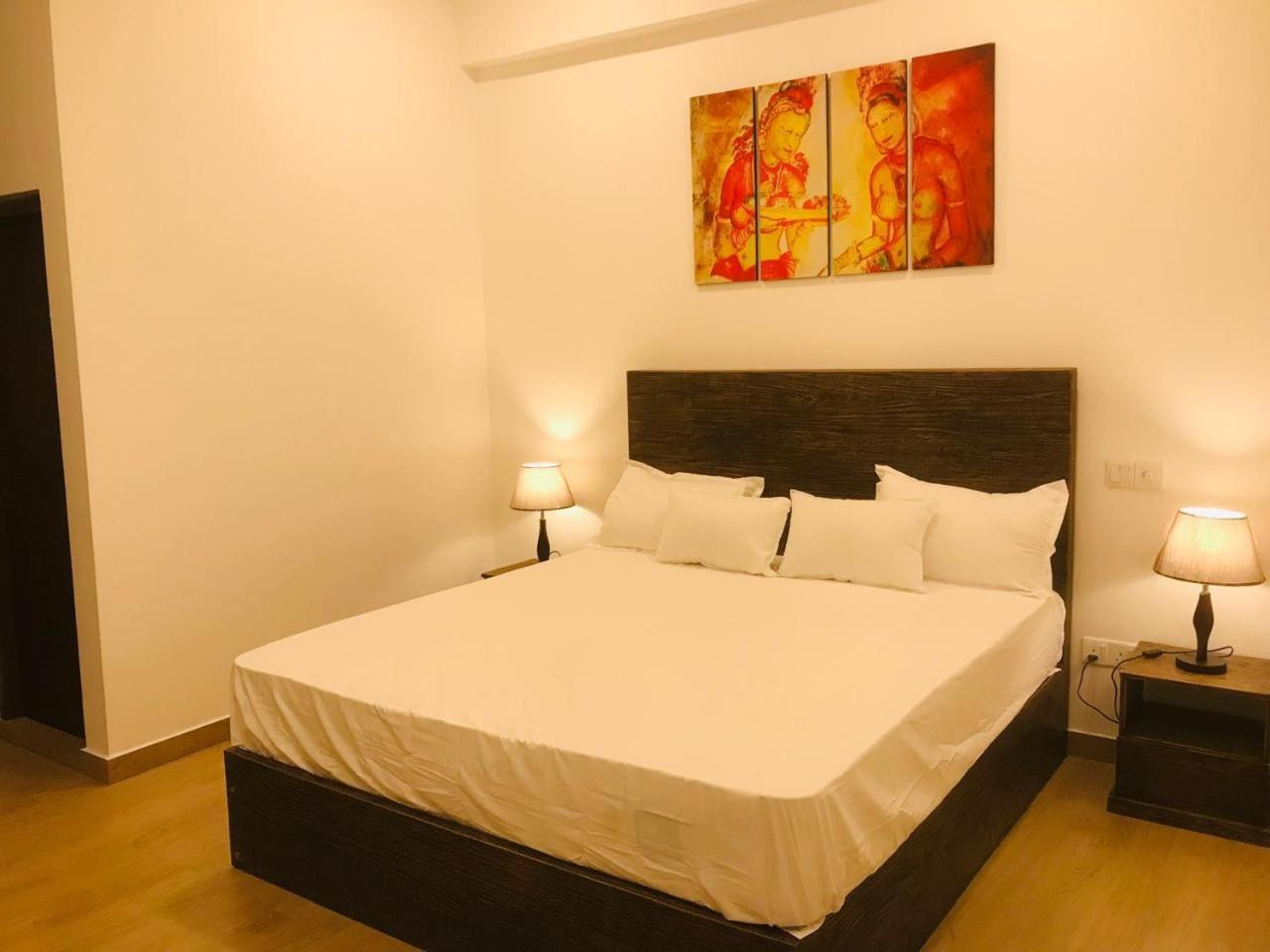 Lucky Transit Hotel - Katunayake Airport 외부 사진